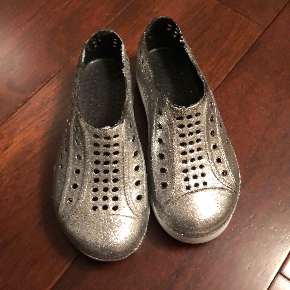 Silver sparkled summer shoes- toddler size 9/10